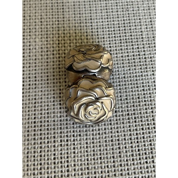 Pandora 925 ALE Sterling Silver Rose Garden Clip Charm - Picture 1 of 5